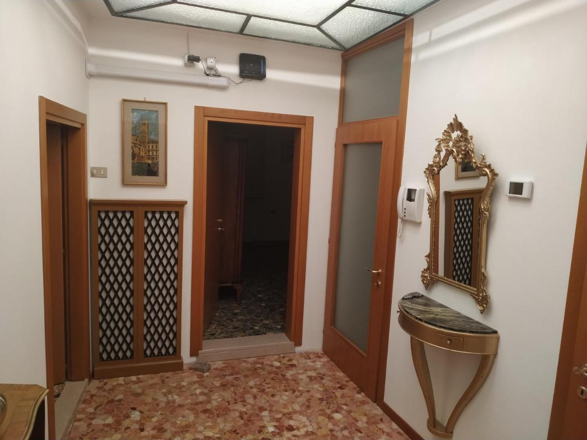 Guizzo Apartment Venezia Veneza Exterior foto